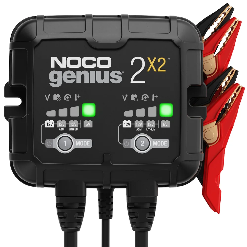 Cargador de baterías NOCO Genius2x2 de 2 bancos 4 A